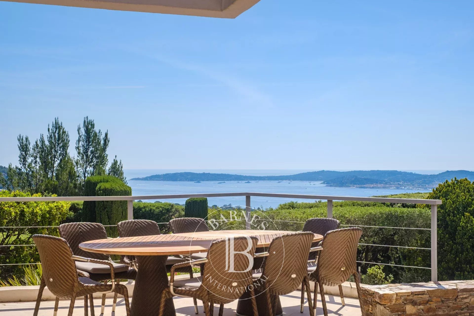 Villa Grimaud  -  ref 87086711 (picture 2)