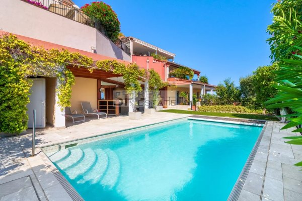 MANDELIEU-LA-NAPOULE – EXCEPTIONAL PENTHOUSE – PANORAMIC SEA VIEWS – PRIVATE POOL — photo 2