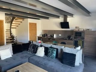 L'agence SO EXCLUSIF présente CRESPIERES