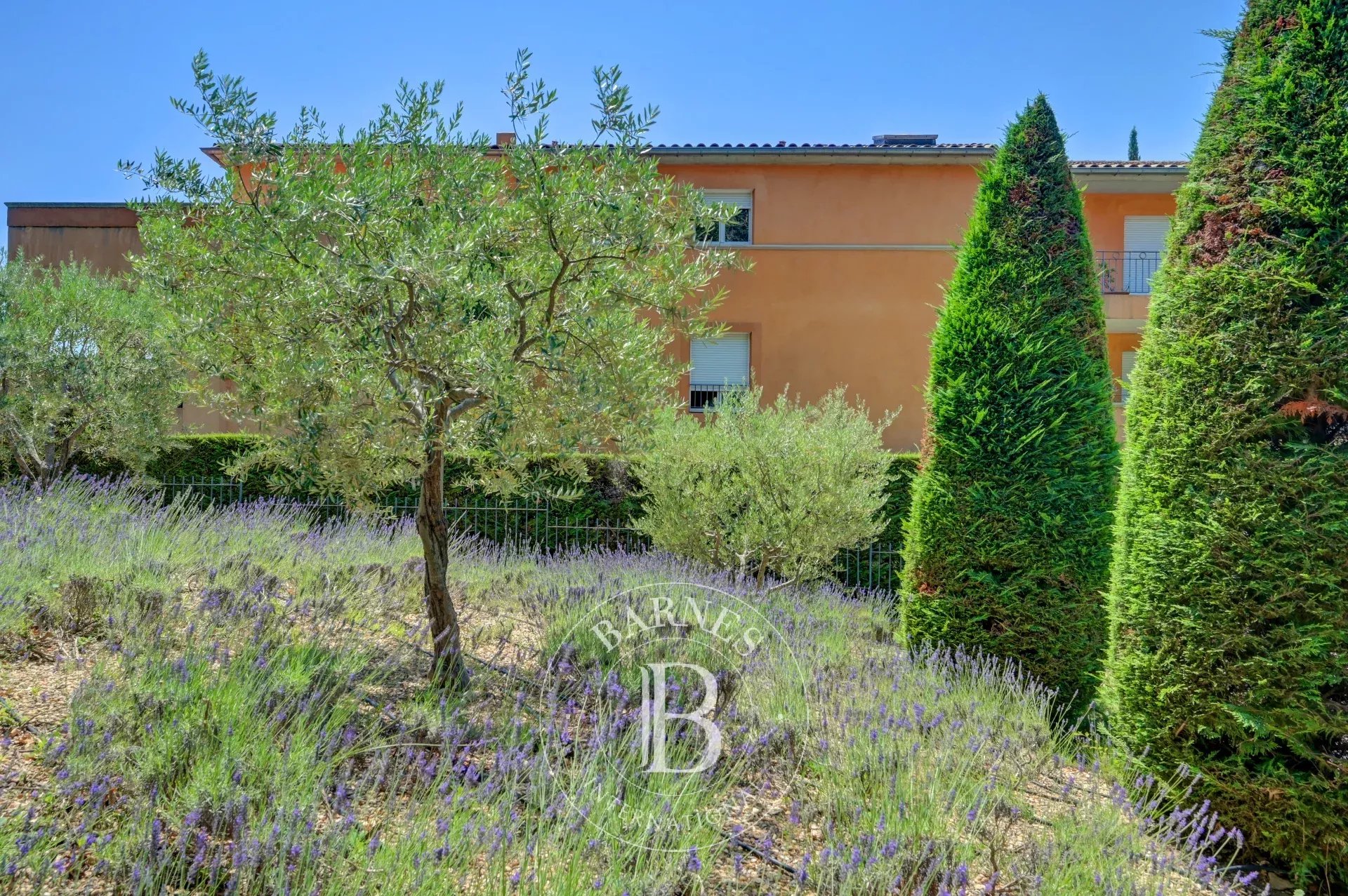AIX-EN-PROVENCE – LA TORSE NEIGHBORHOOD – 146,50m² APARTMENT – 2 BEDROOMS – PRIVATE GARDEN – CELLAR – GARAGE – PARKING - picture 20