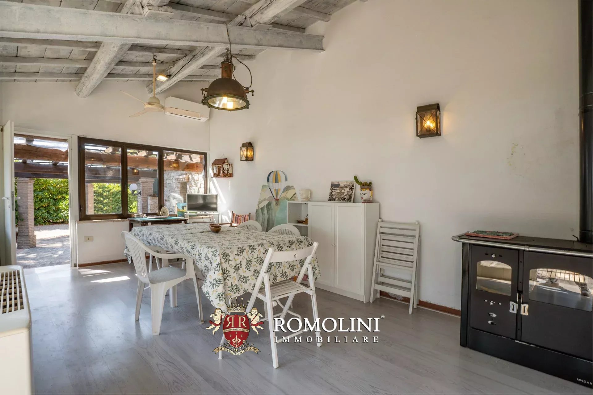 2 Bedroom Villa/Townhouse's Image 19
