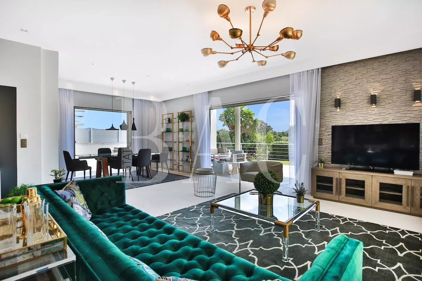 Agence immobilière de 