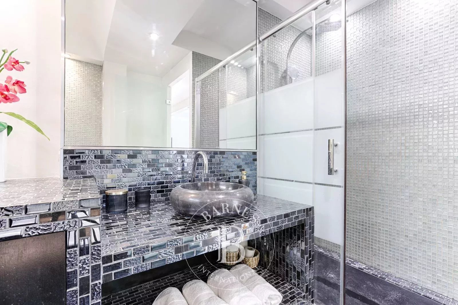 Daire Paris 8ème - picture 10