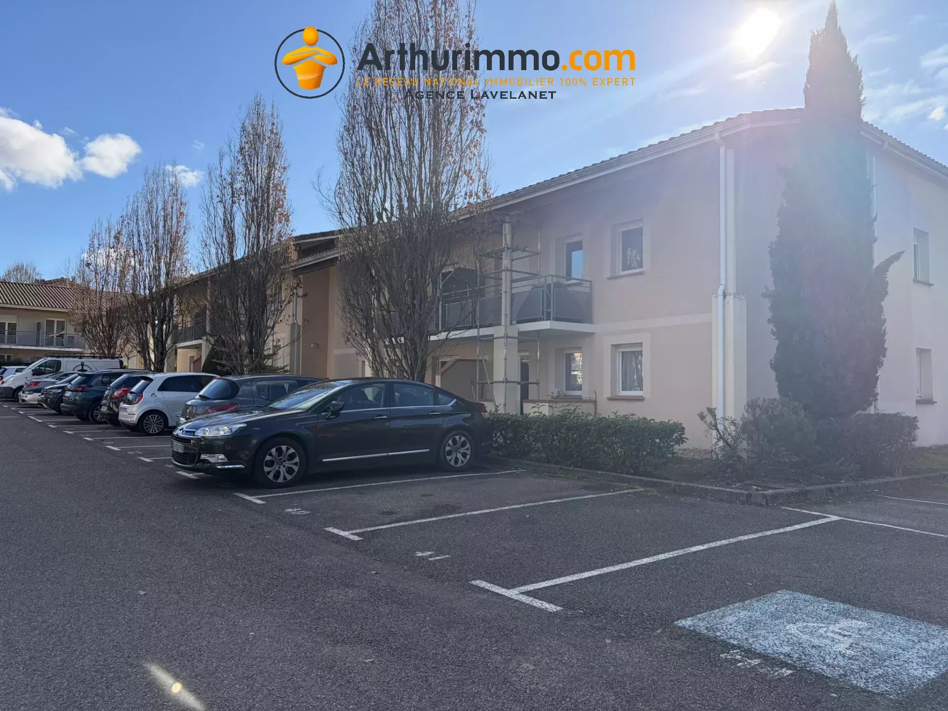 Agence immobilière de 