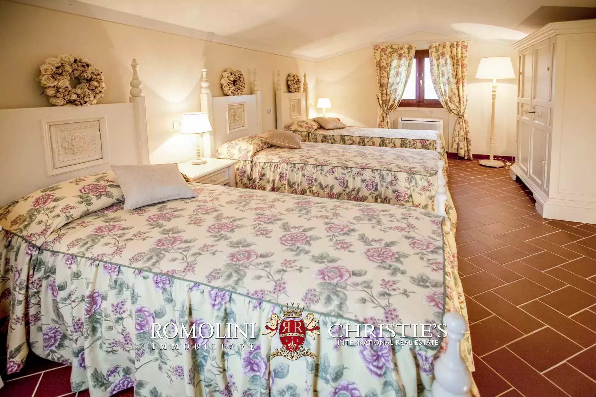 31 Bedroom Villa/Townhouse's Image 71