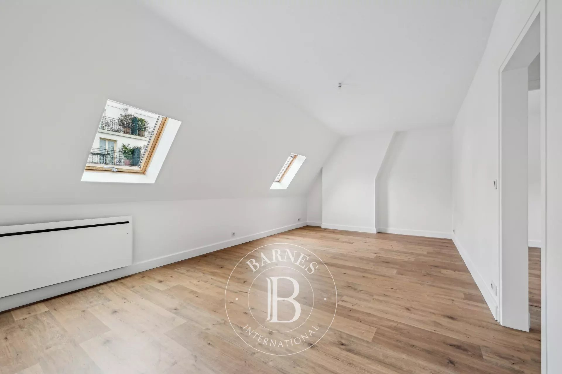 Paris 6 - Saint Placide - 1-bed apartment - Renovated - Top floor - Lift