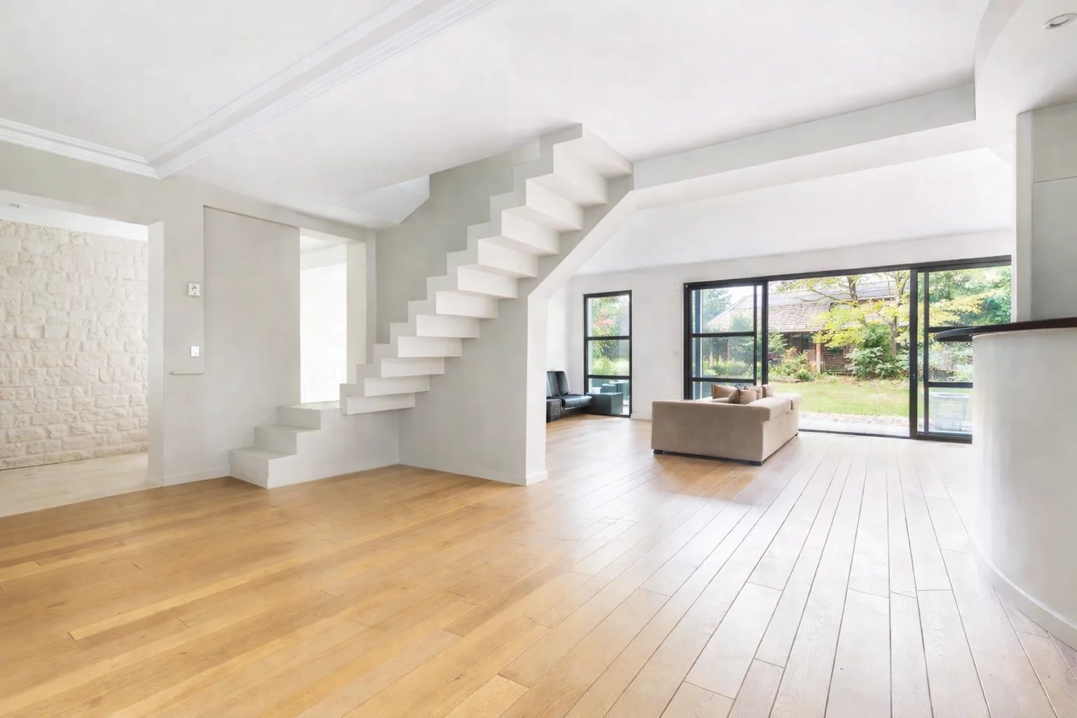 Maison -10 pièces-La Garenne Colombes