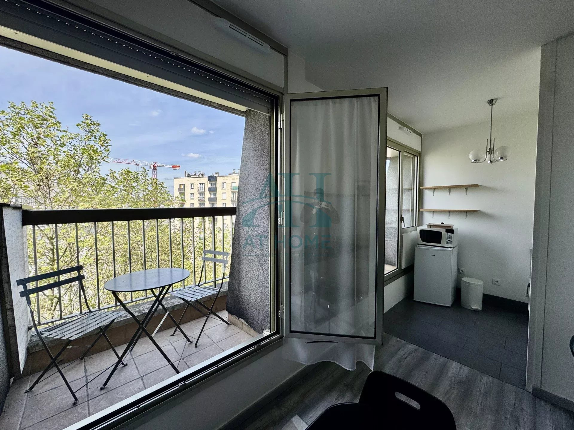 Appartement 35 m² avec balcon dernier étage  sans vis à vis.