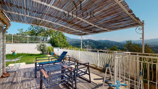 HOUSE - SEA VIEW - GARDEN — photo 5