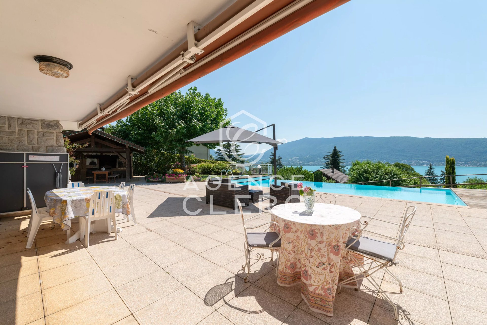 4 Bedroom Villa/Townhouse's Image 6
