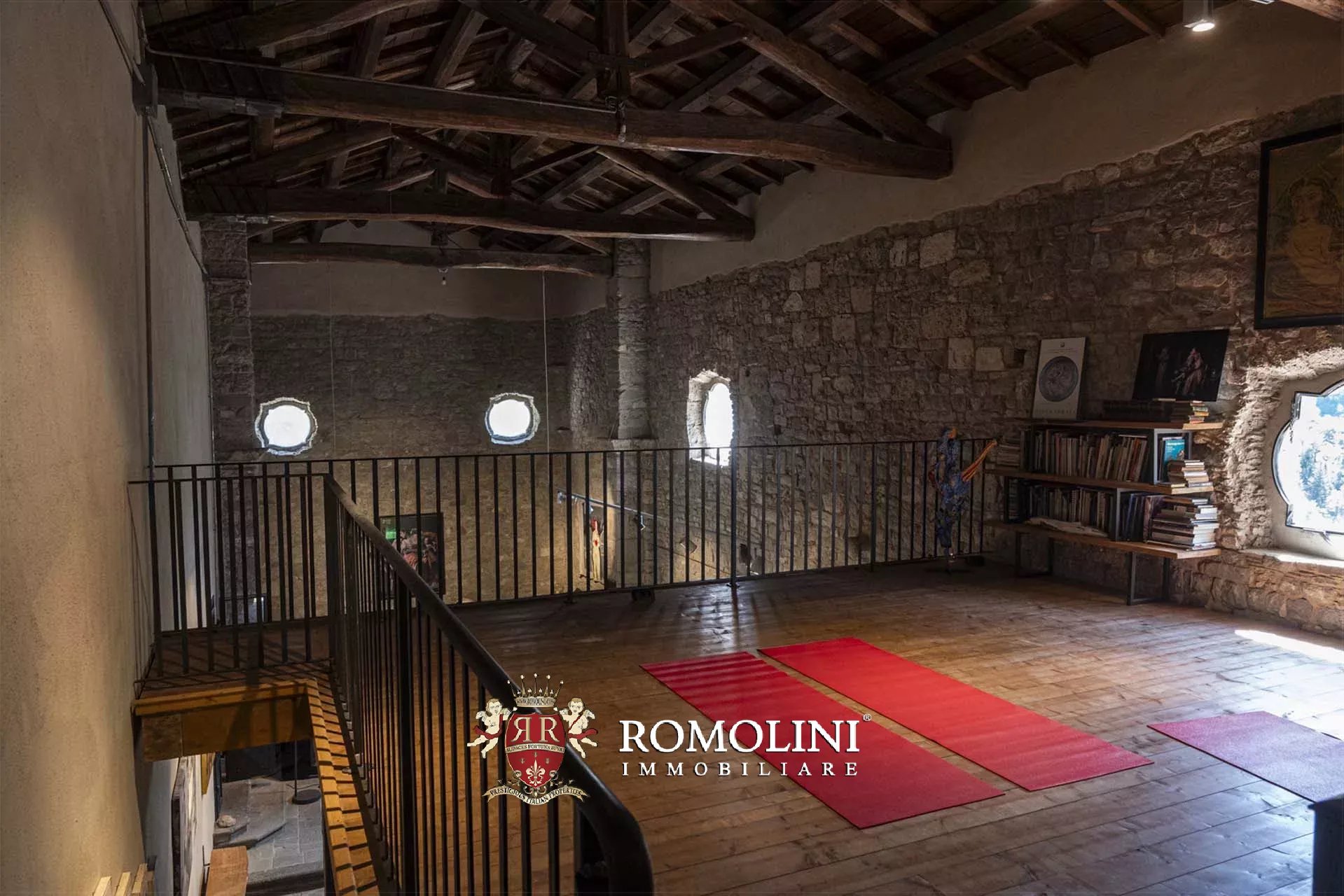 10 Bedroom Villa/Townhouse's Image 29