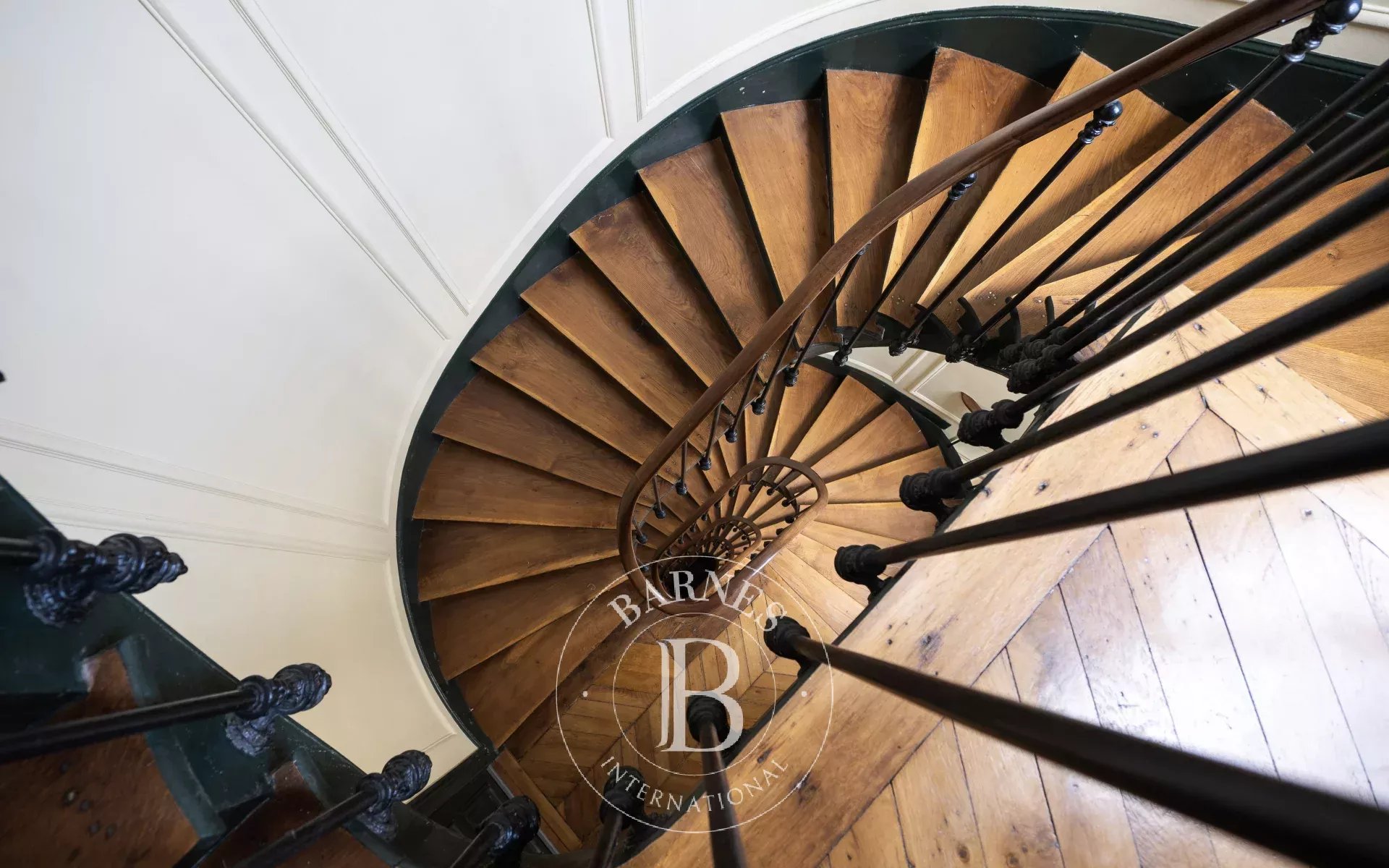 Daire Paris 9ème - picture 17