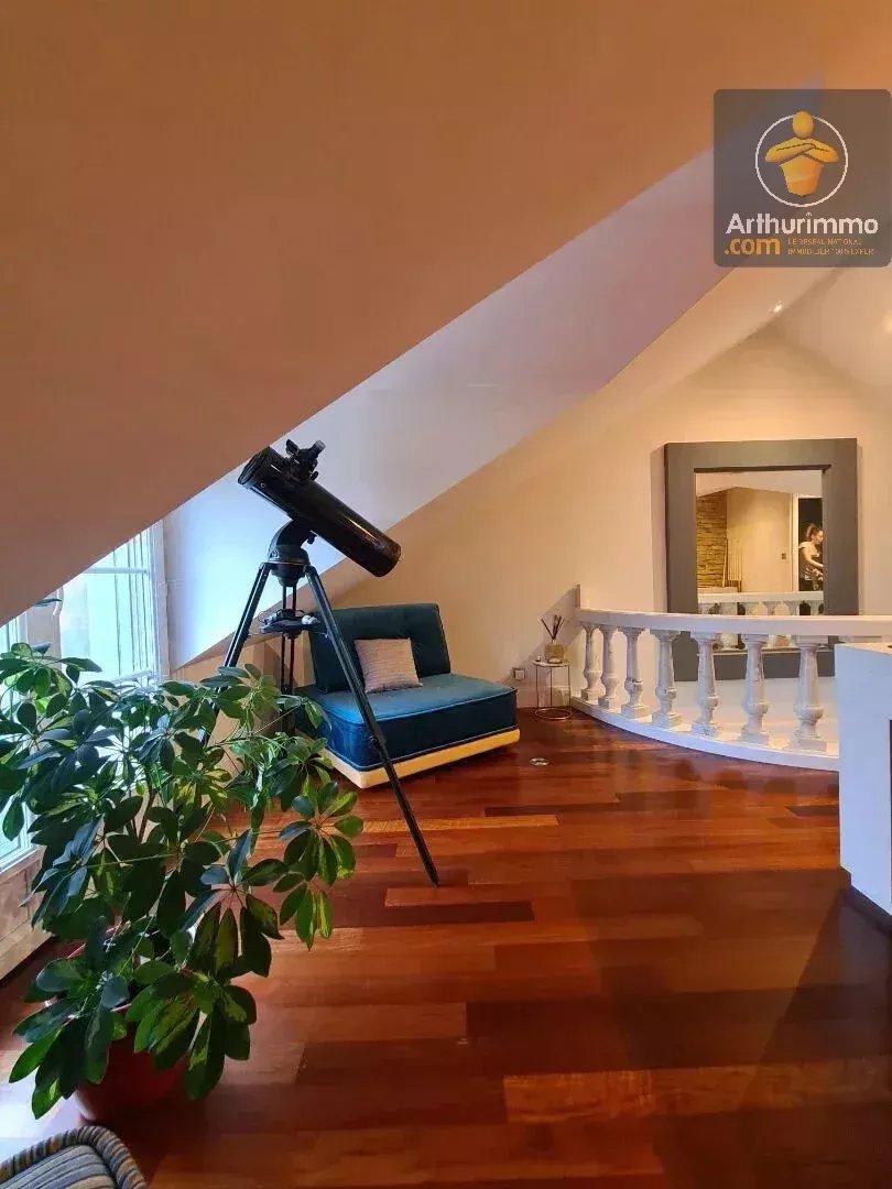 Maison de 230 m2 aux belles prestations,  proche Beaugency — photo 10