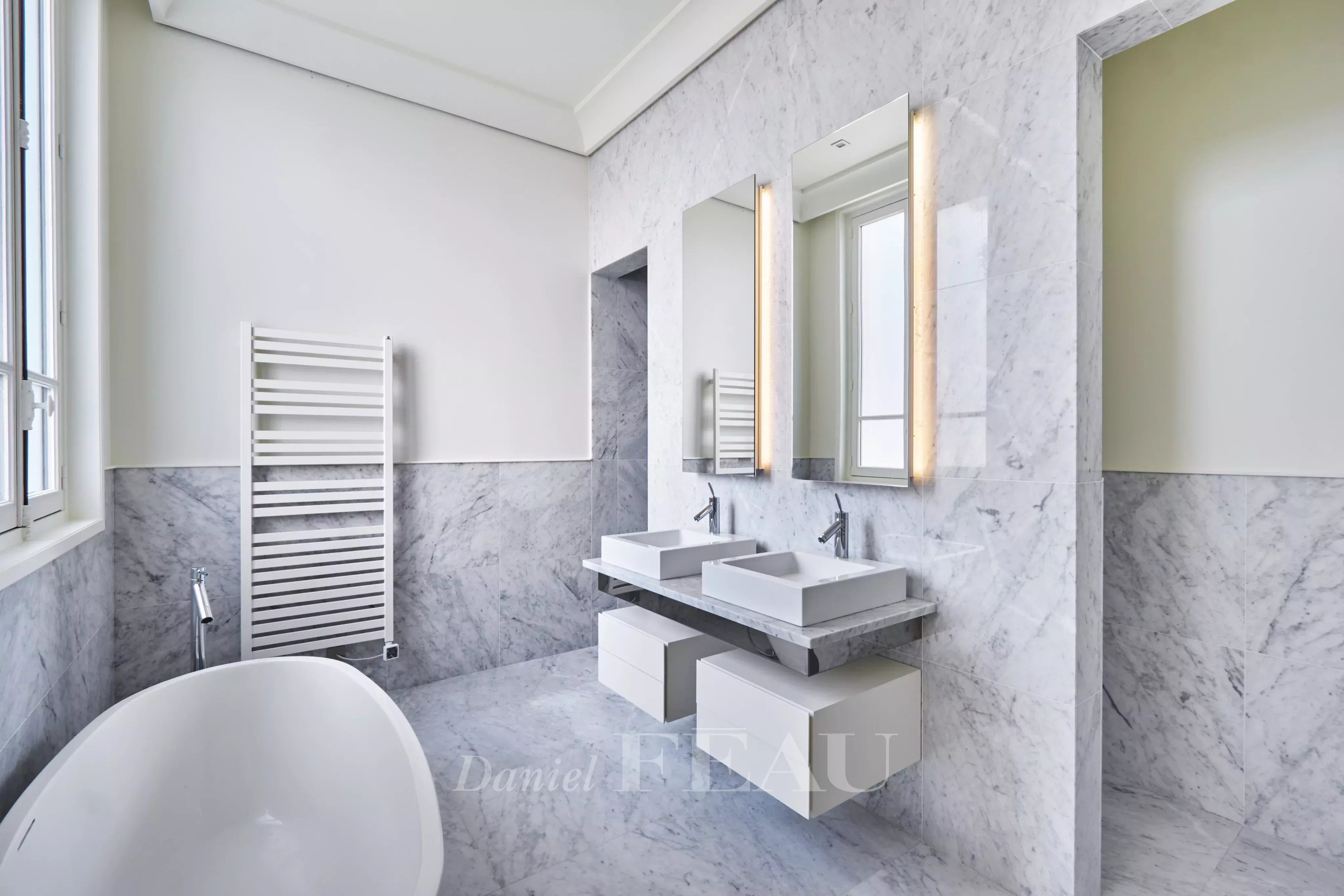 Rental Apartment Paris 16th
