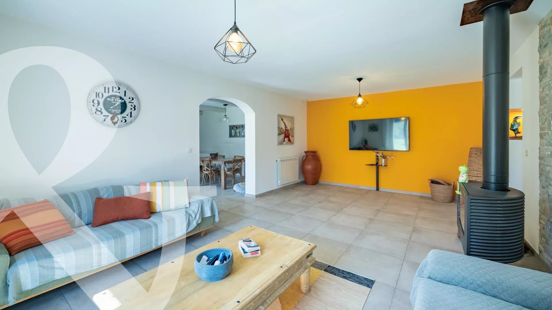 Très belle maison en pierre apparente