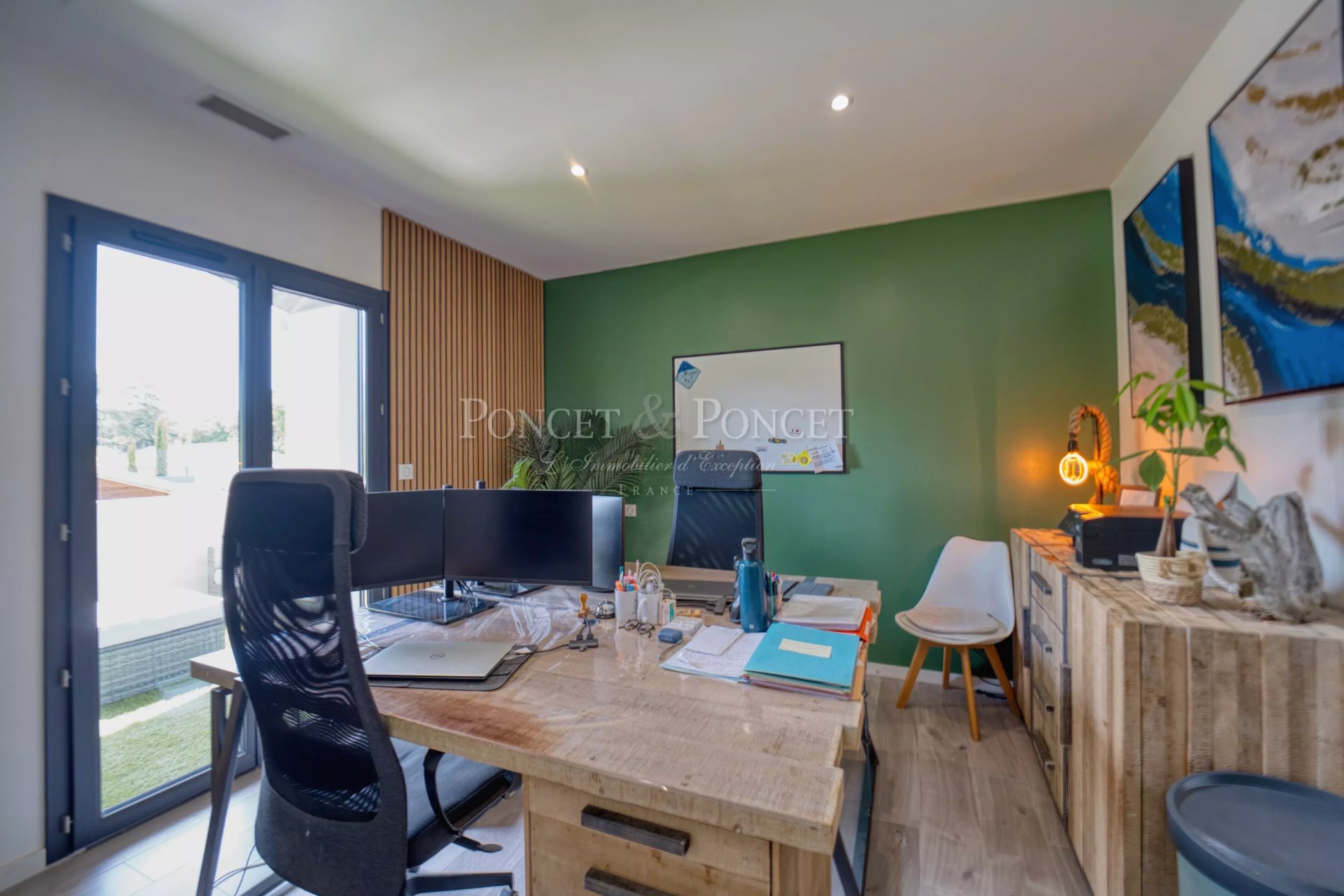 6 Bedroom Villa/Townhouse's Image 15
