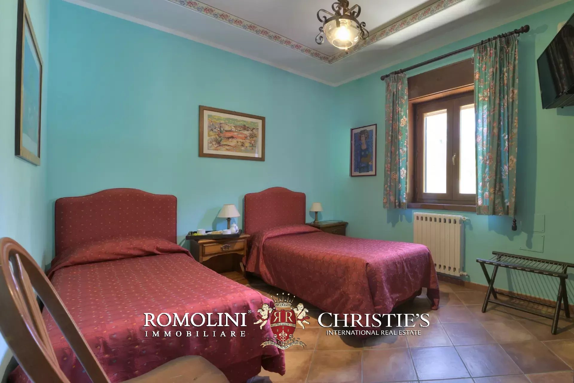 19 Bedroom Villa/Townhouse's Image 38