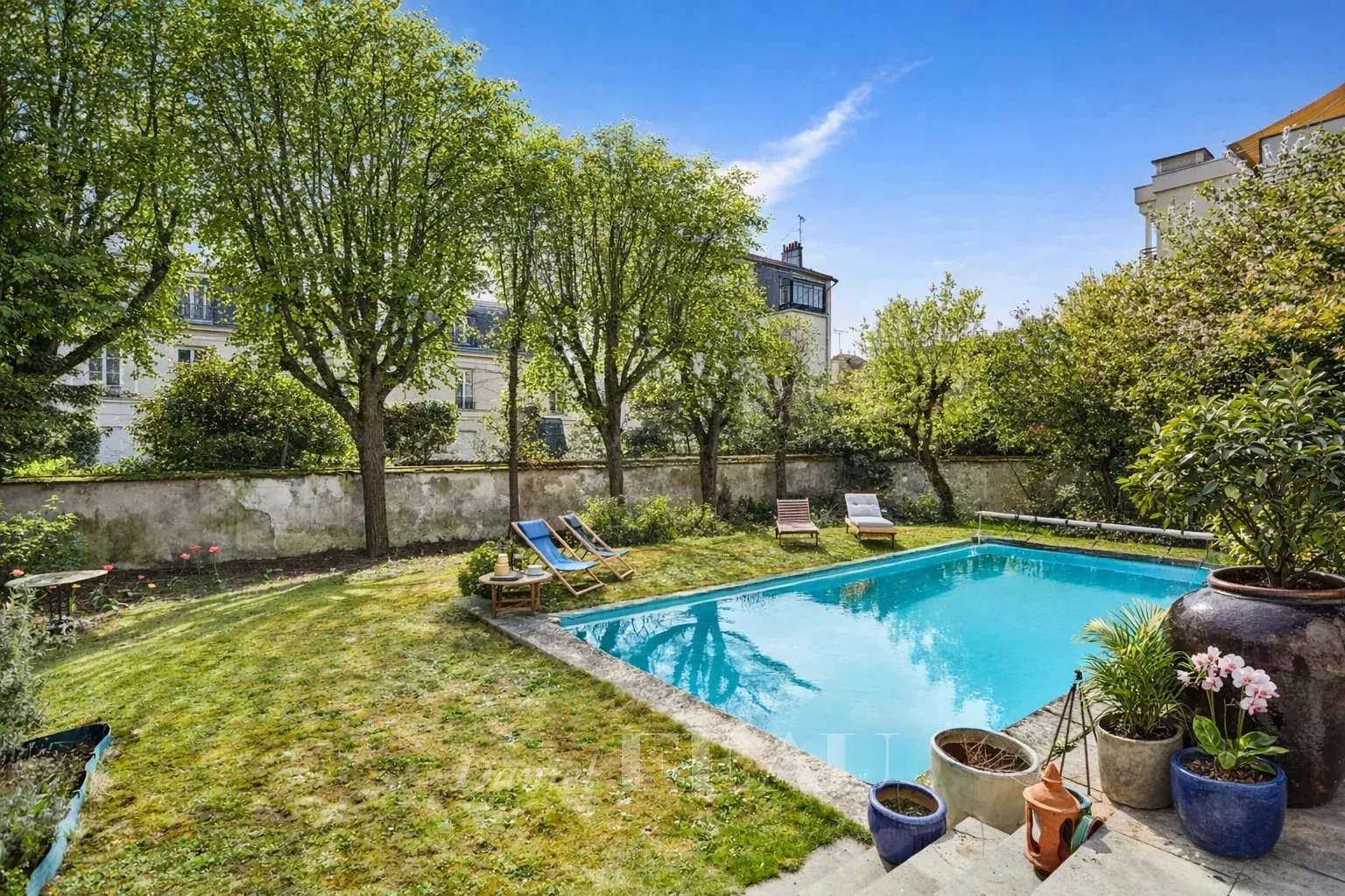 6 Bedroom Villa/Townhouse's Image 32