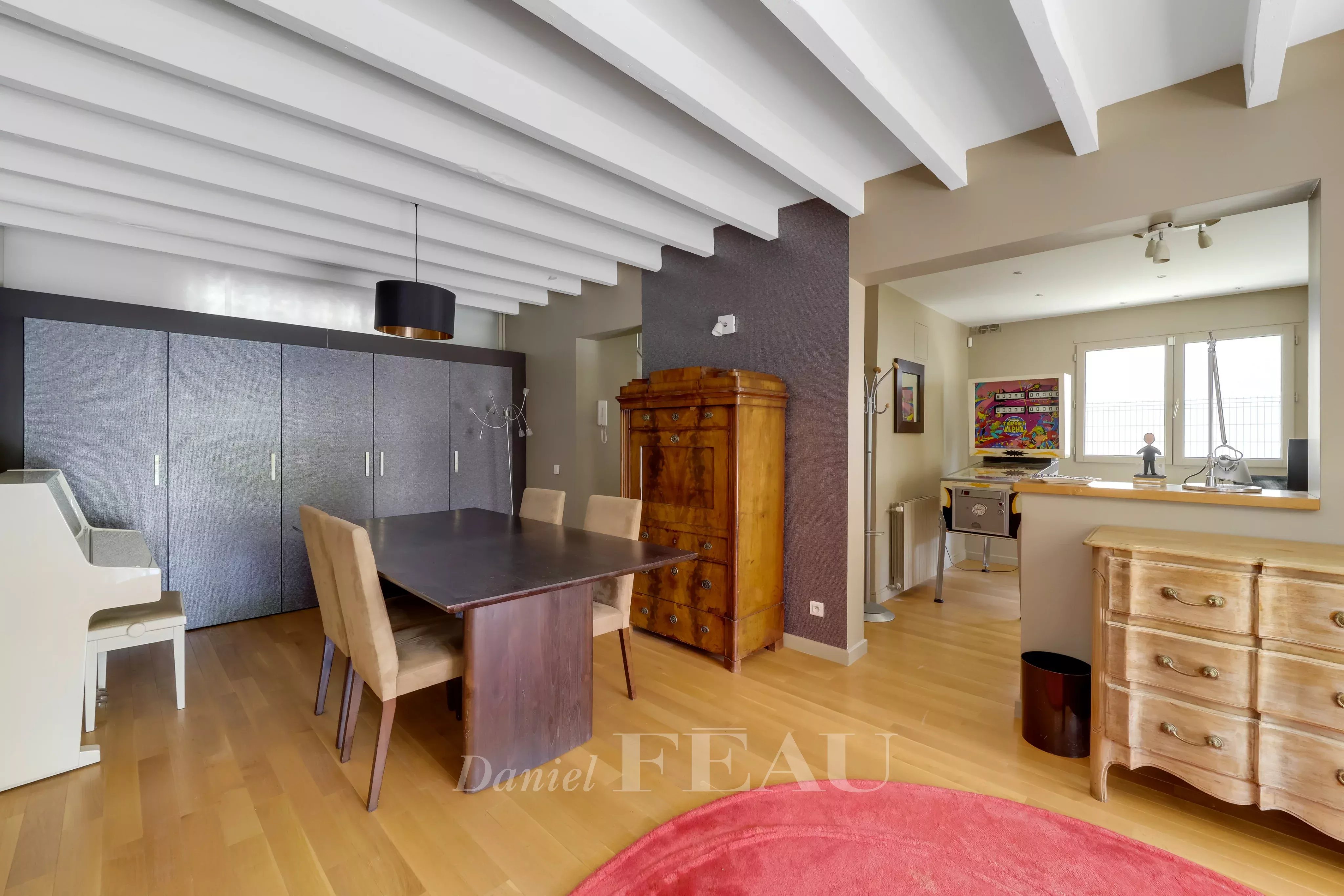 Bureau et  et espace loisirs