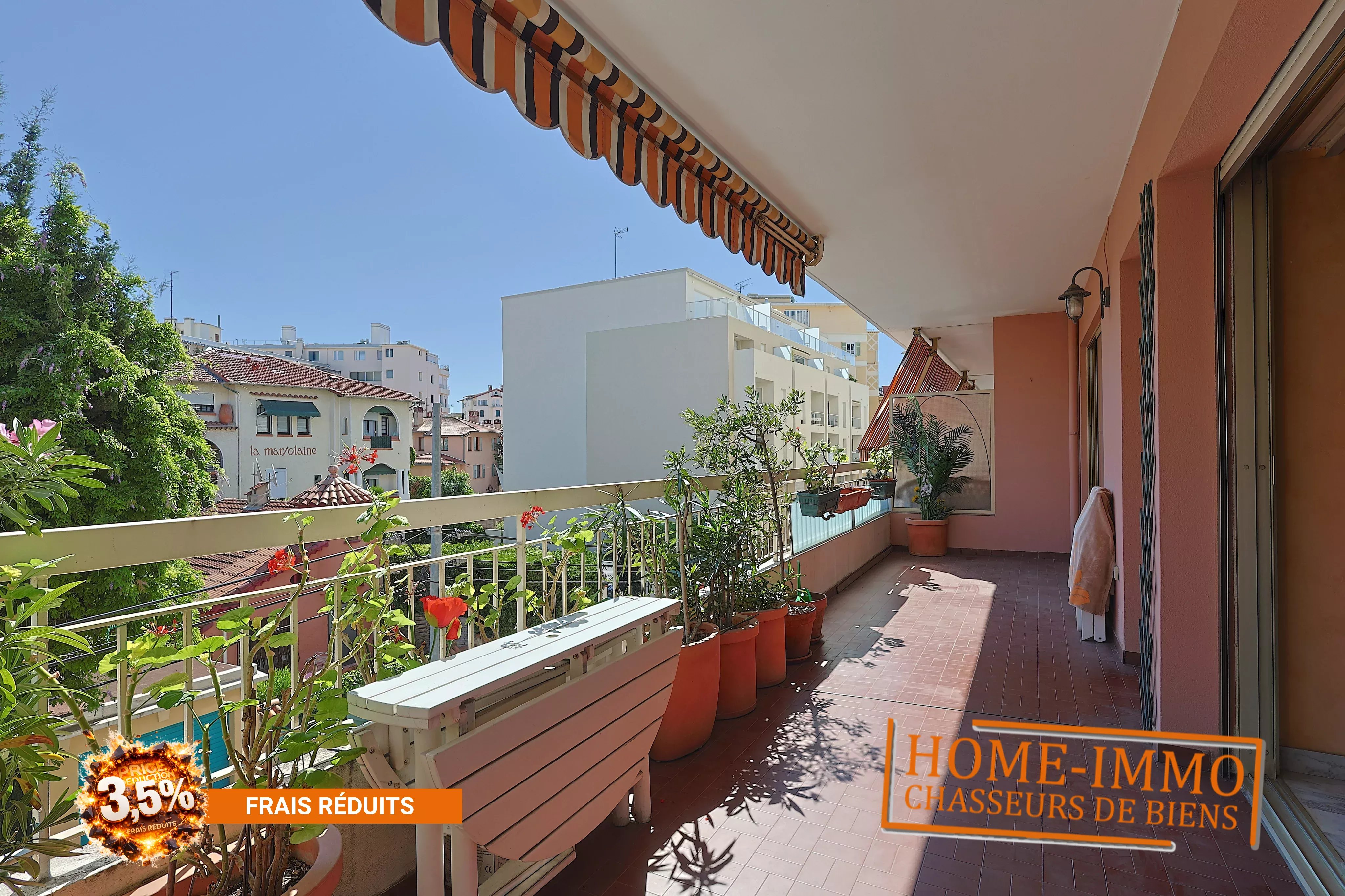 OCCUPIED LIFE ANNUITY – JUAN-LES-PINS – SPACIOUS 2-ROOM APARTMENT WITH LARGE TERRACE
