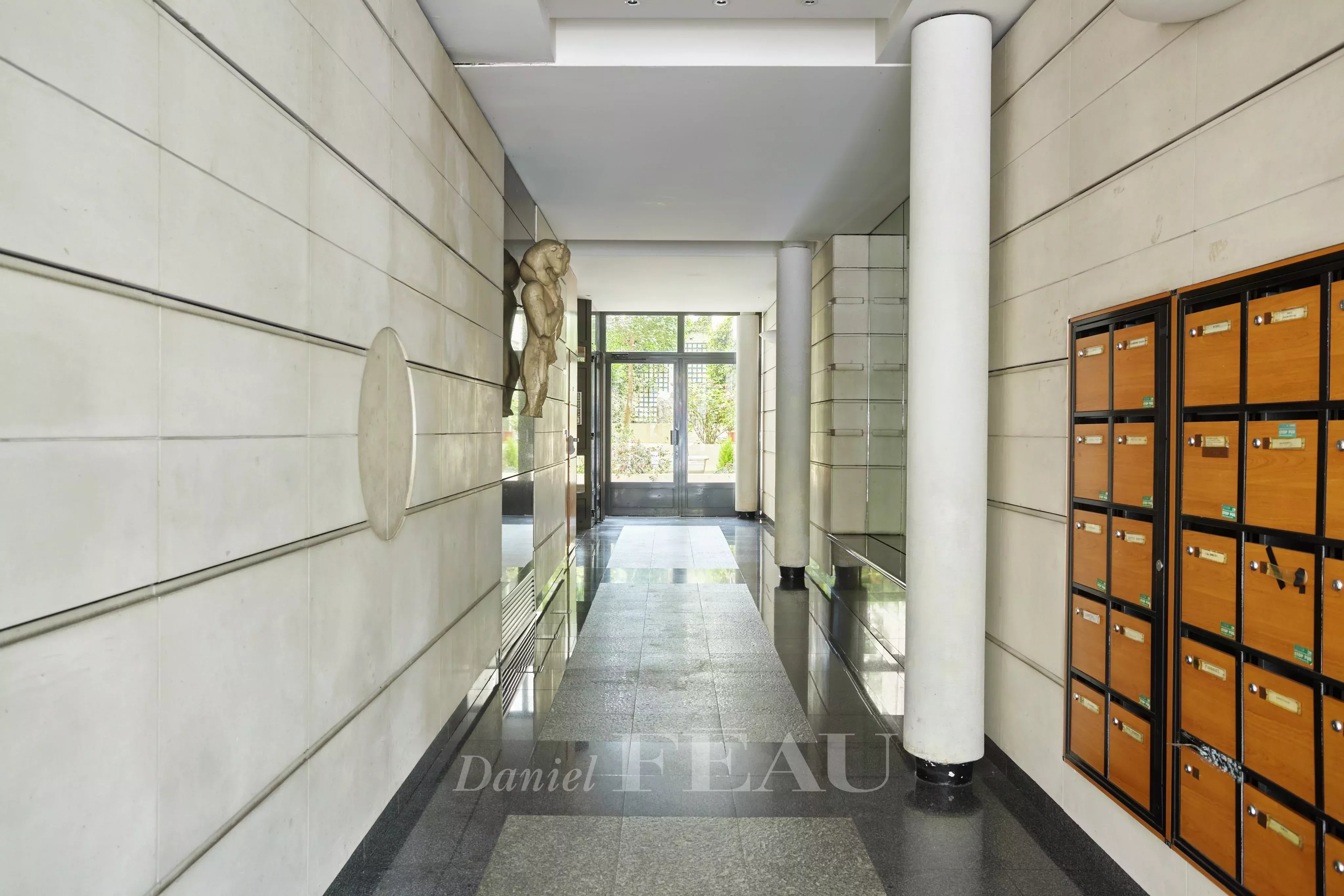 Sale Apartment Paris 13th