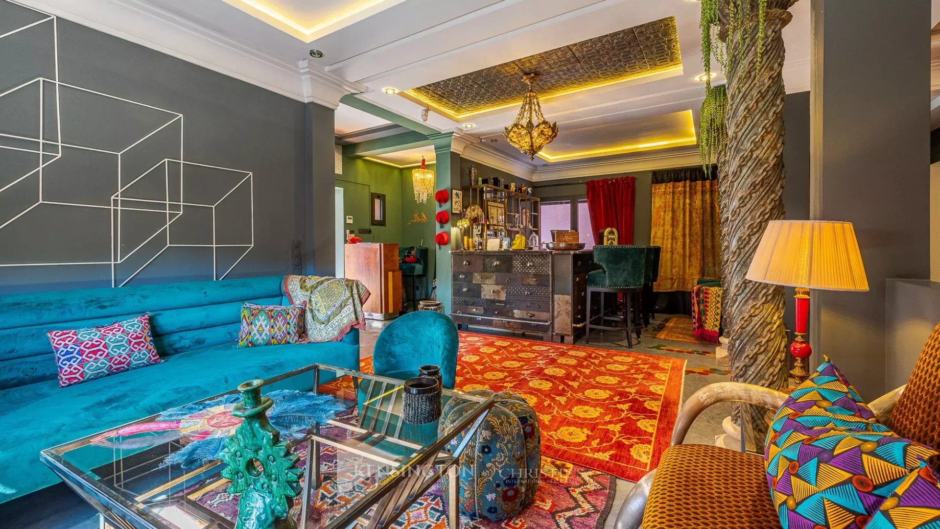 6 Bedroom Villa/Townhouse's Image 3