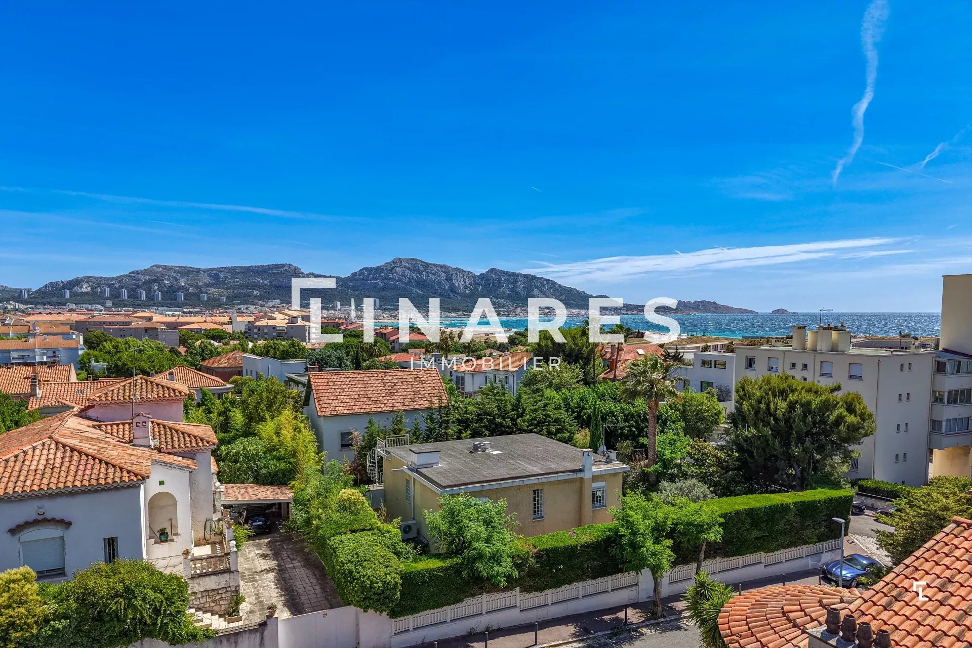 L'EXCEPTION KENNEDY  - Villa Prestige de 221 m2 - Terrain 456 m2 - Jardin - Piscine - Vue mer - Corniche Kennedy - 13008 Marseille