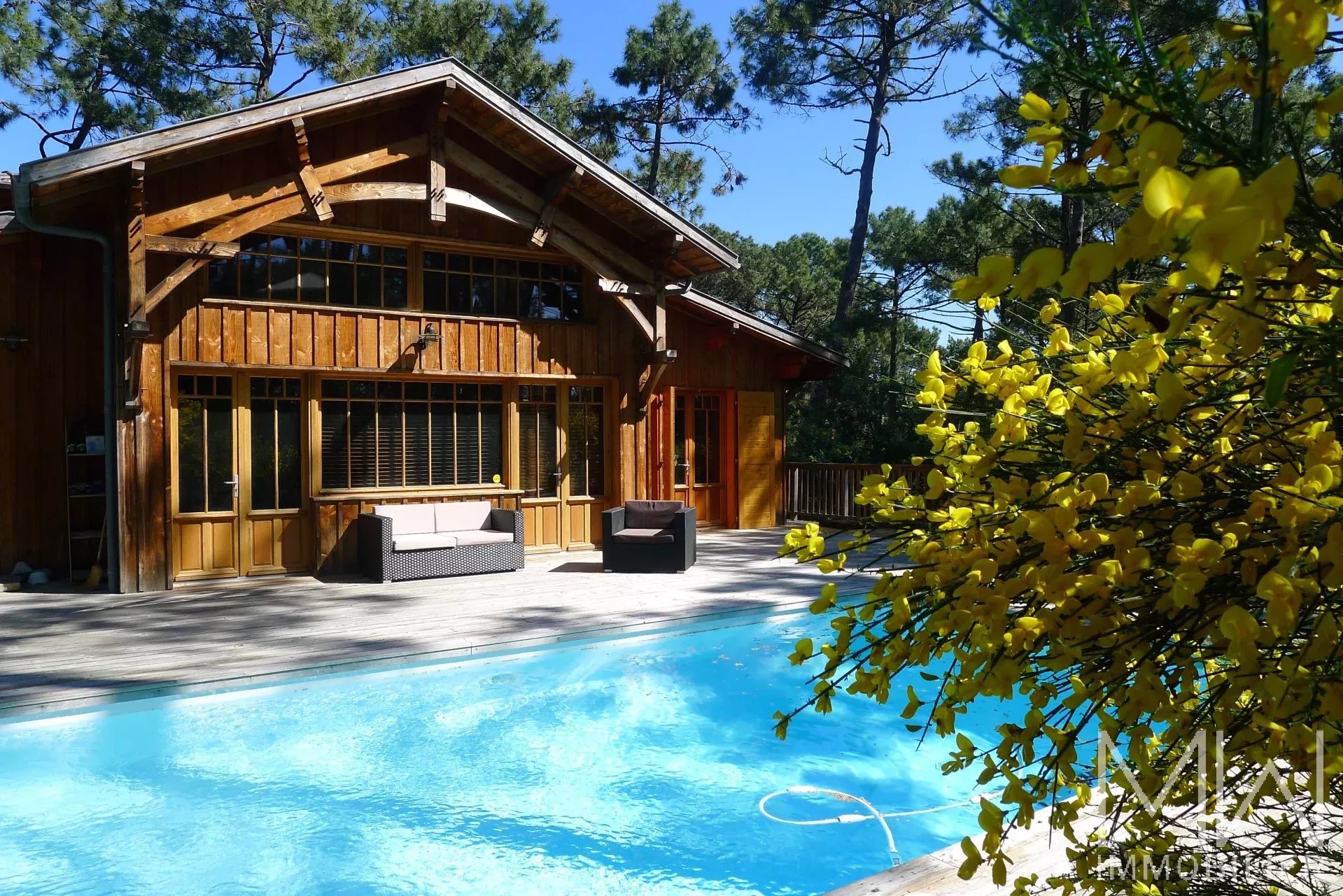 VILLA BOIS AVEC PISCINE A LOUER - LA VIGNE - 11 COUCHAGES