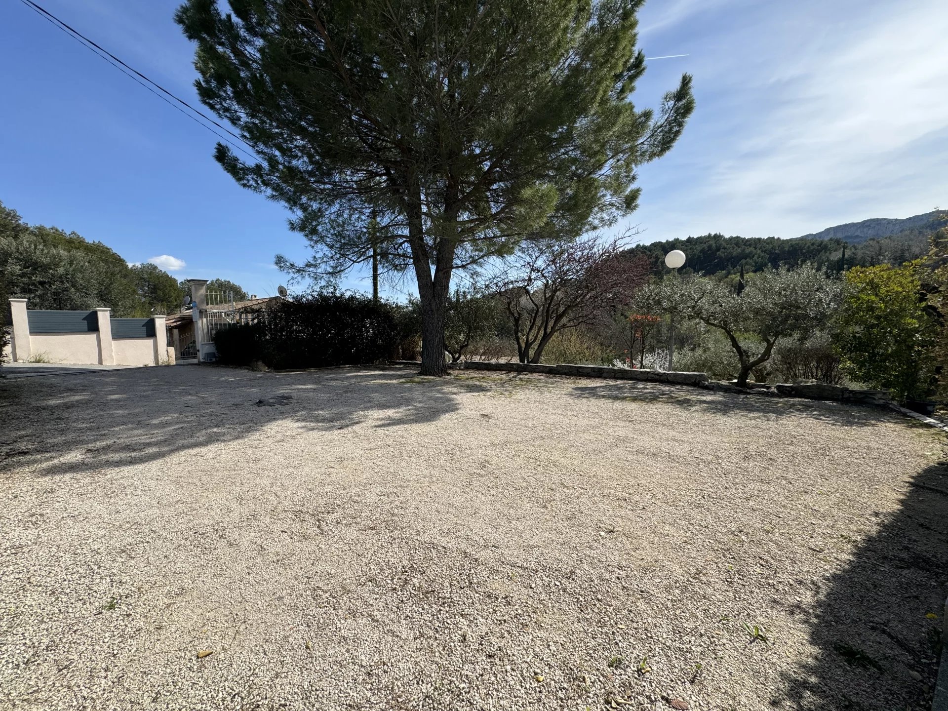Vente Terrain constructible Saint-Savournin