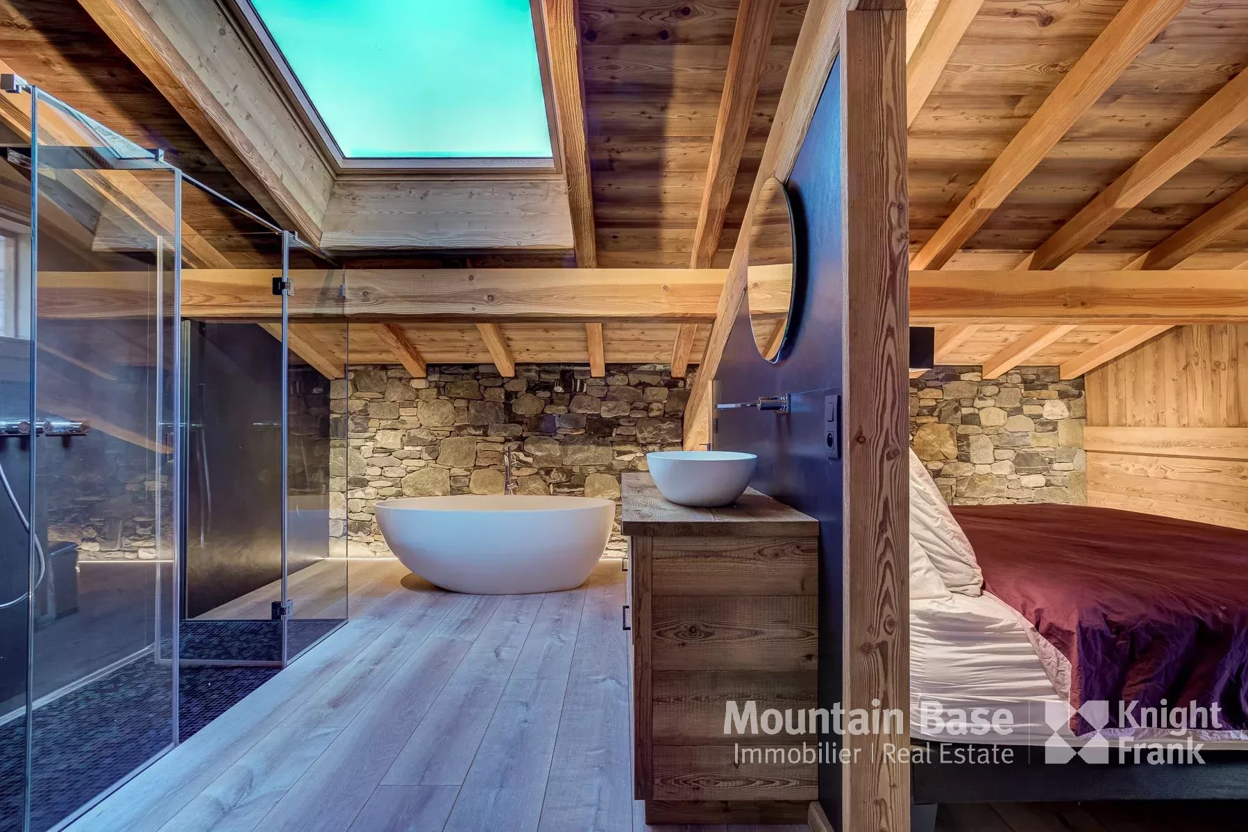 Photo of Chalet recently built four-bedroom chalet located in Les Songenaz