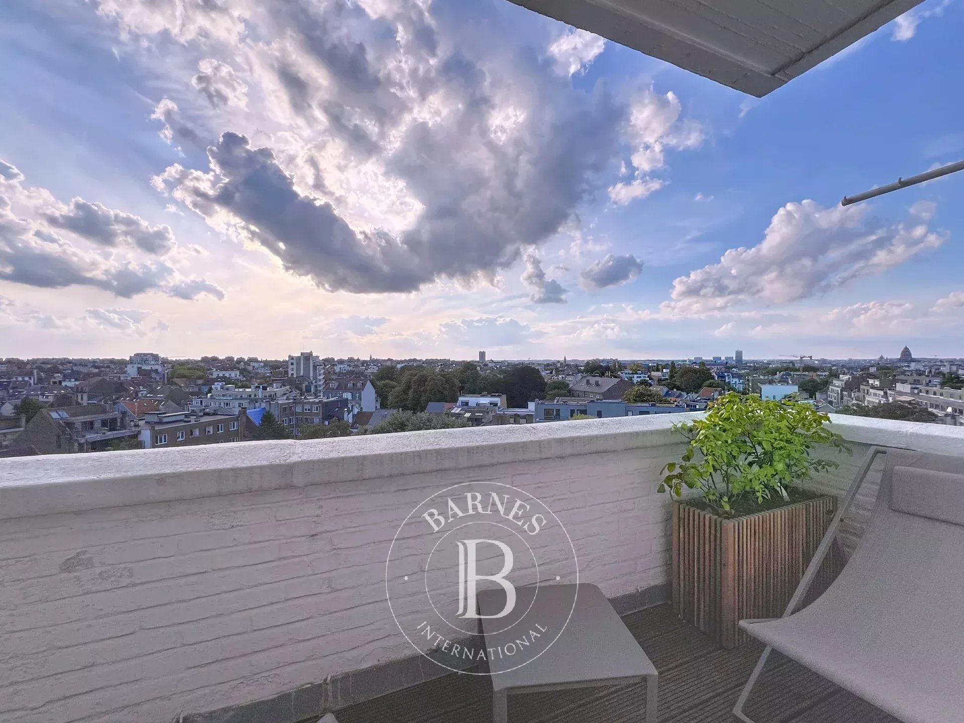 La Cambre - Appartement avec terrasses et garage
