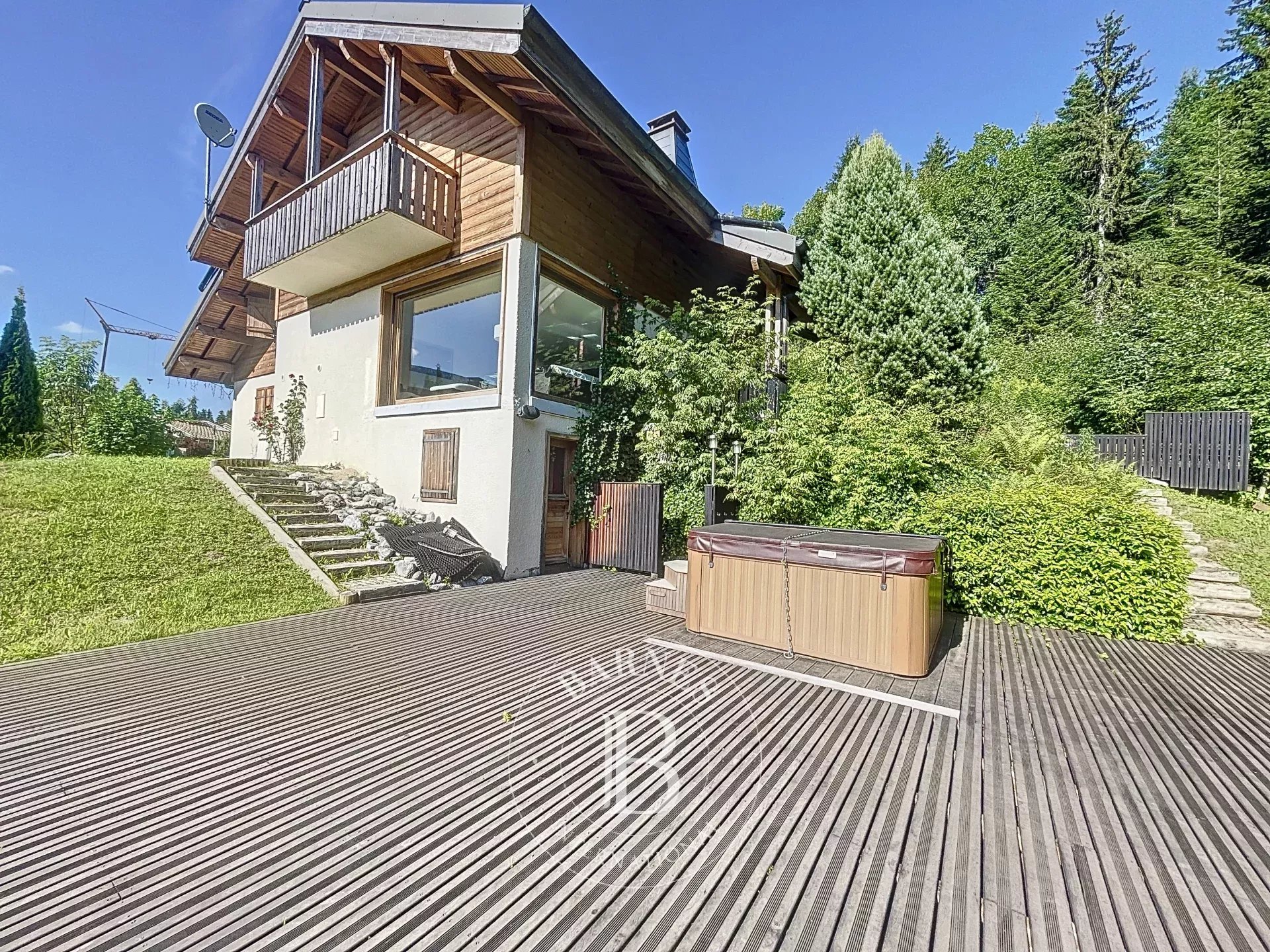 Photo of Les Gets - Chalet very nice view west - 5 bedrooms - Spa Outside - Terrace