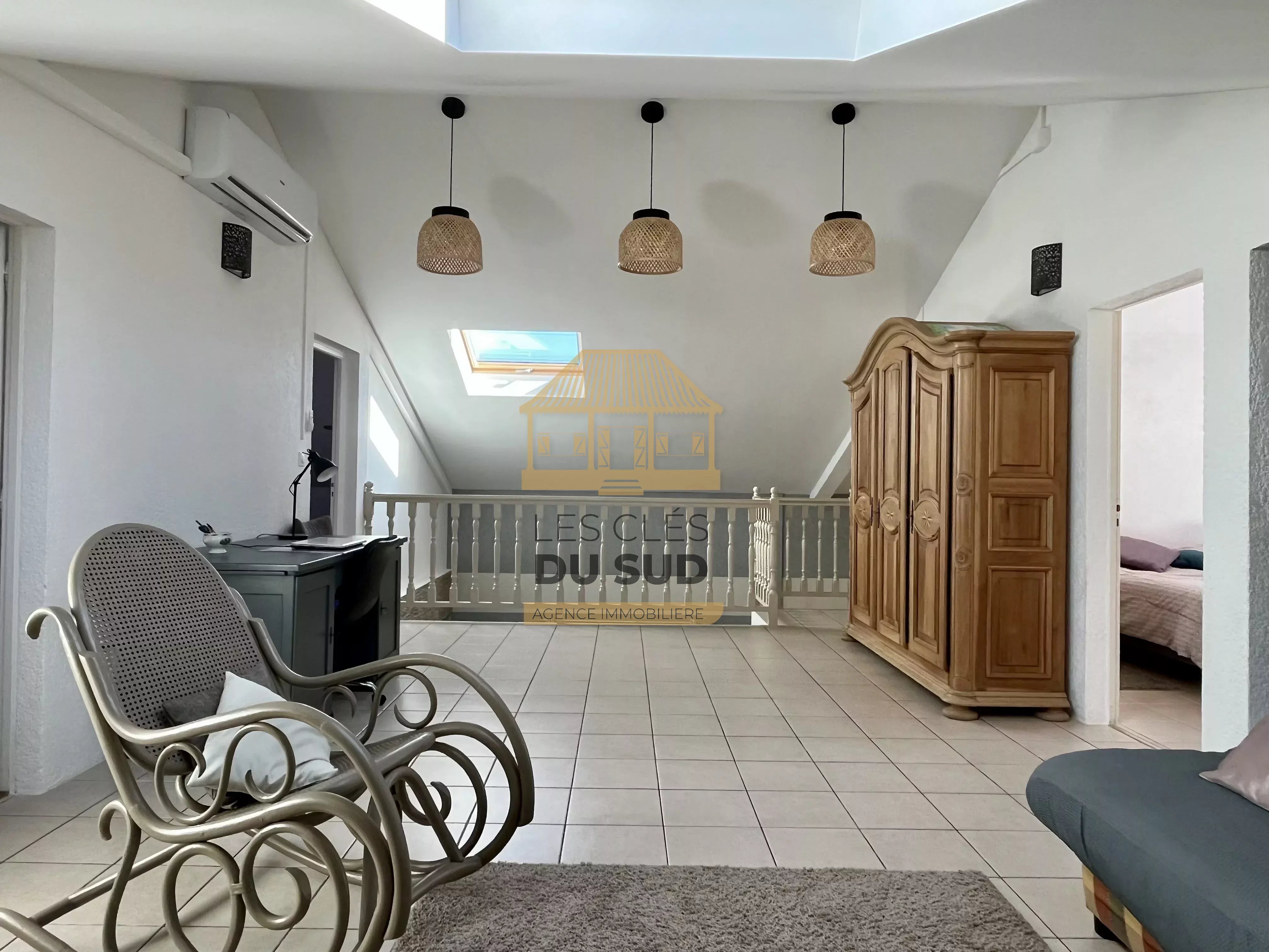 Villa familiale T5/6 spacieuse avec grand jardin plat et vue dégagée au Tampon – Pont d’Yves 97430
