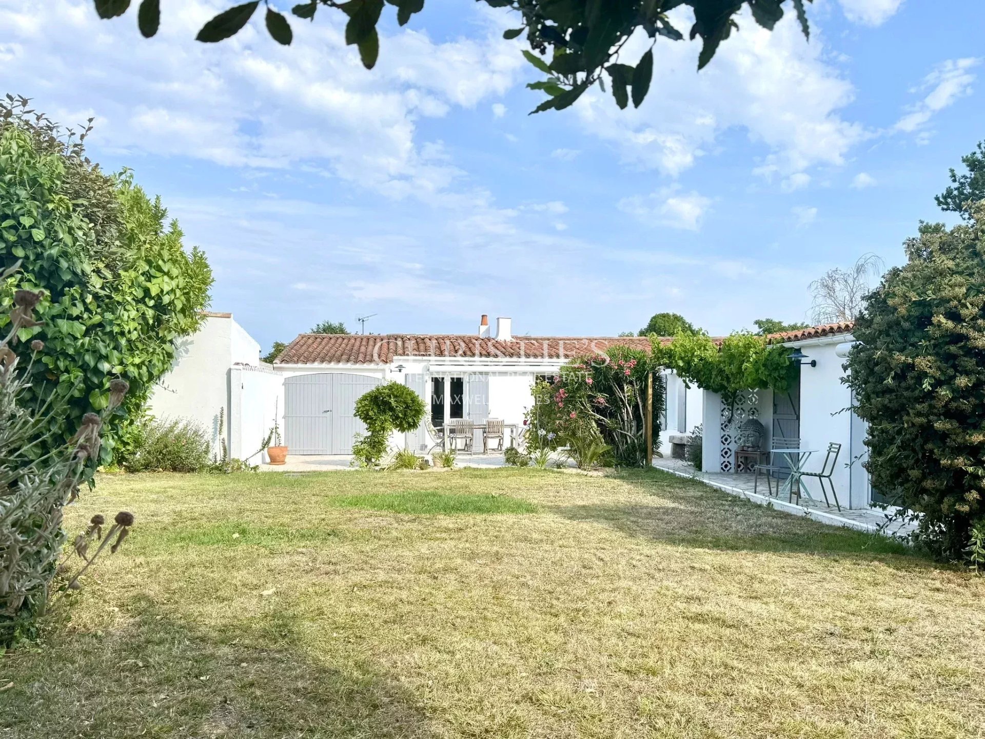 5 Bedroom Villa/Townhouse's Image 23