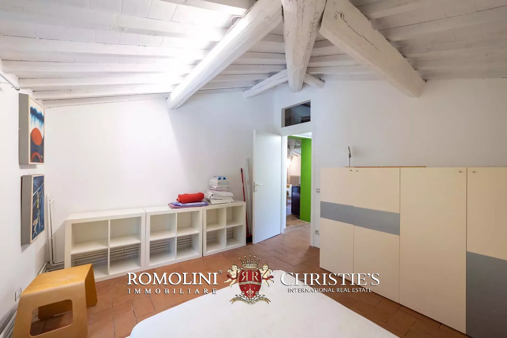 11 Bedroom Villa/Townhouse's Image 68