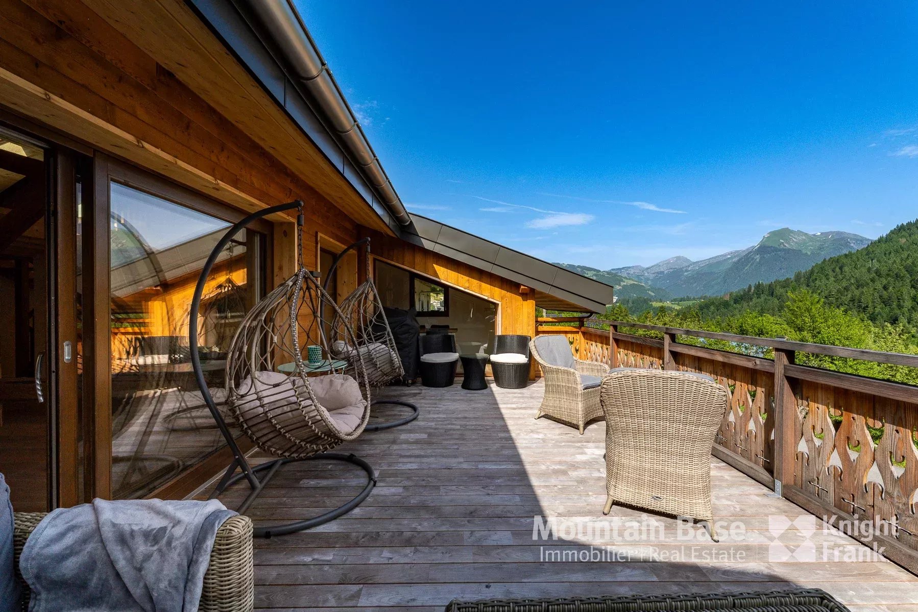 Photo of Stunning 7 bedroom chalet in La Côte d’Arbroz