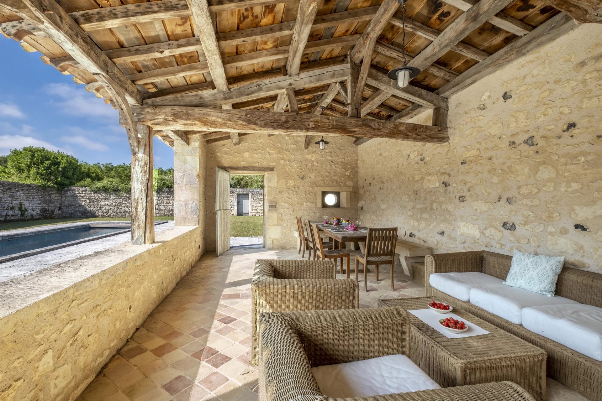 8 Bedroom Chateau's Image 22