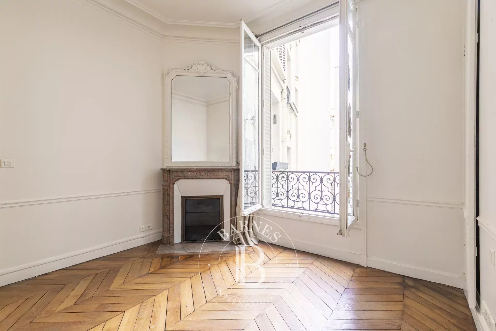 Daire Paris 7ème - picture 5