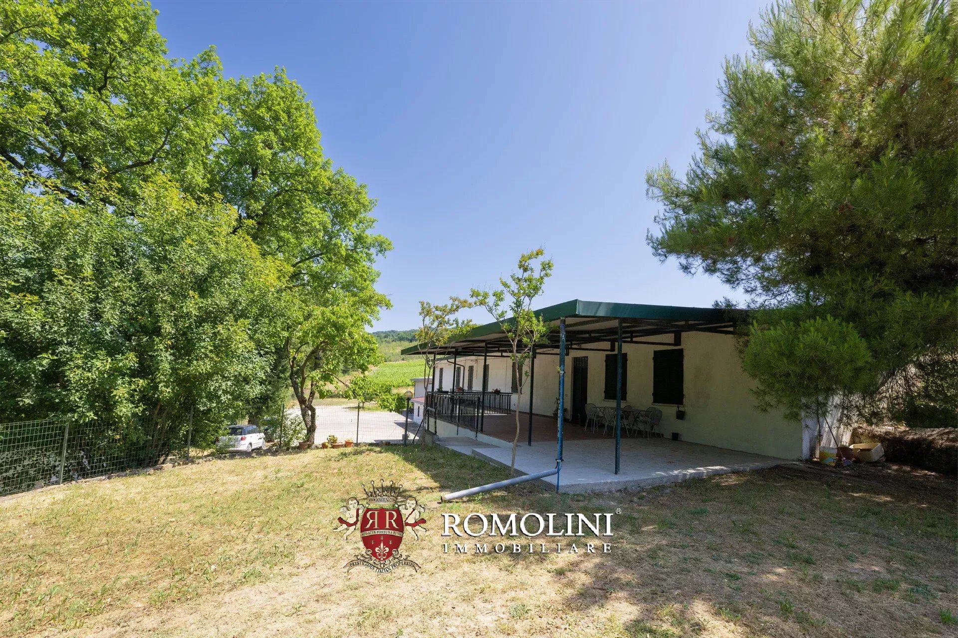 3 Bedroom Vineyard's Image 37