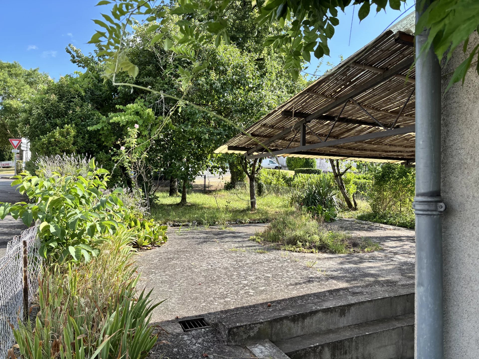 House in Tournon-d'Agenais - Image 2