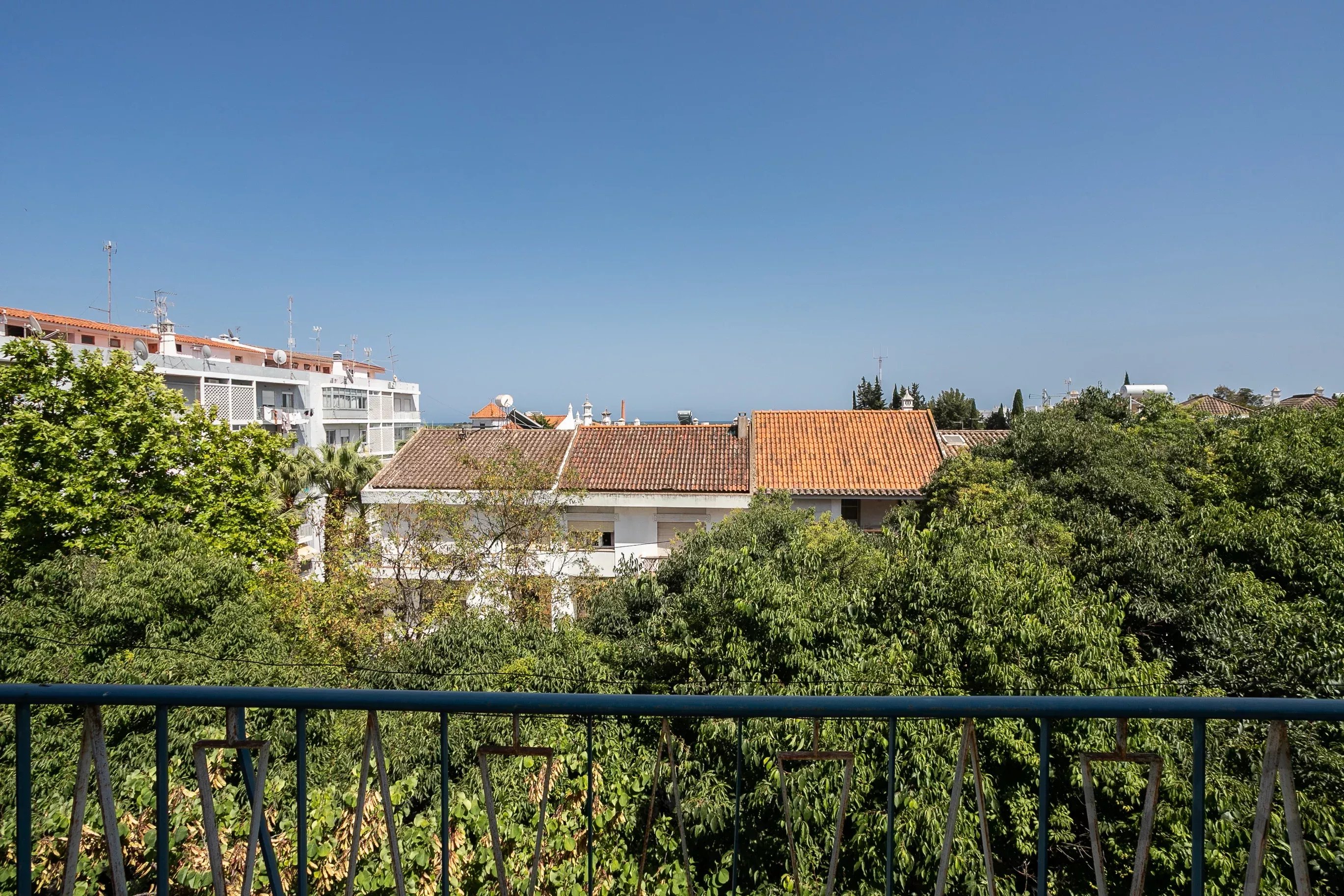 Two-Bedroom Apartment in the Centre of Tavira, in Need of Renovation 87146121 image 18