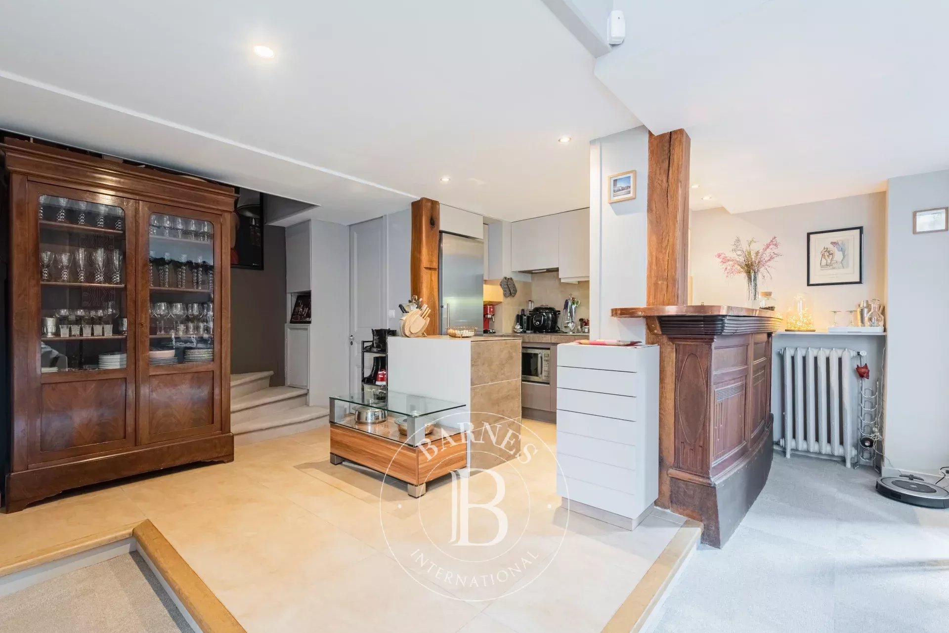 Daire Paris 3ème - picture 5