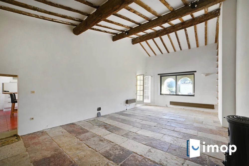 Sale House Nîmes