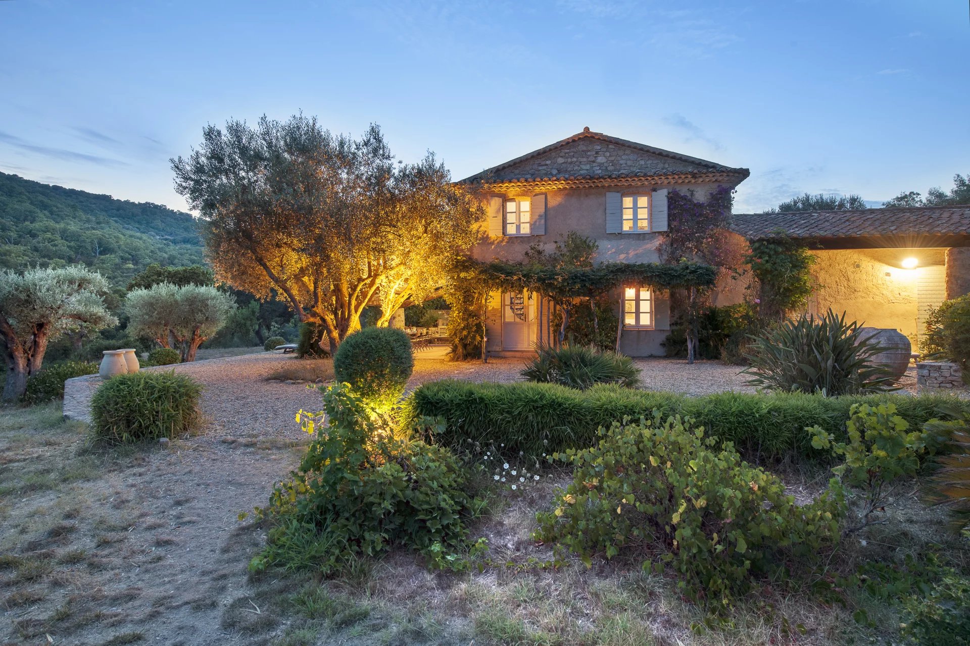 Bastide de charme à vendre dans la campagne de Grimaud