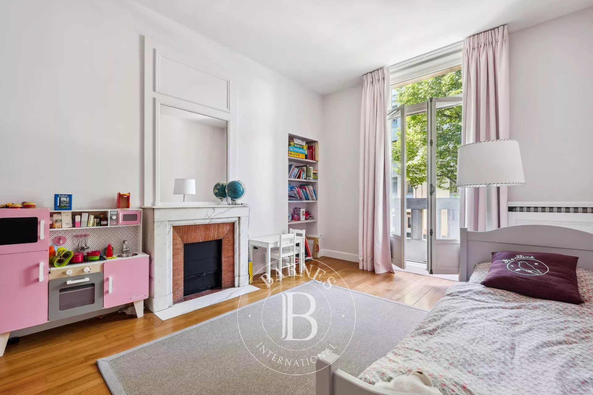 Neuilly-sur-Seine  - Piso 8 Cuartos 4 Habitaciones - picture 11
