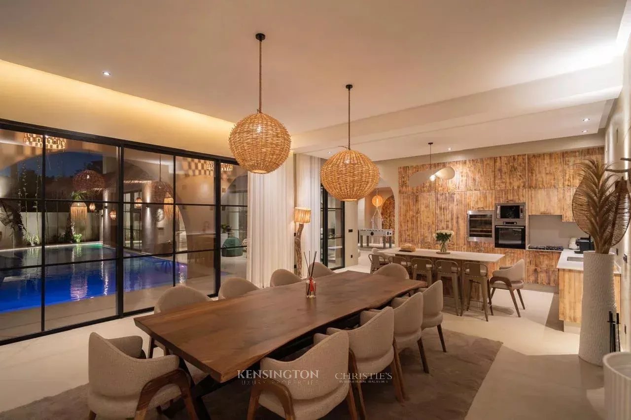 7 Bedroom Villa/Townhouse's Image 24