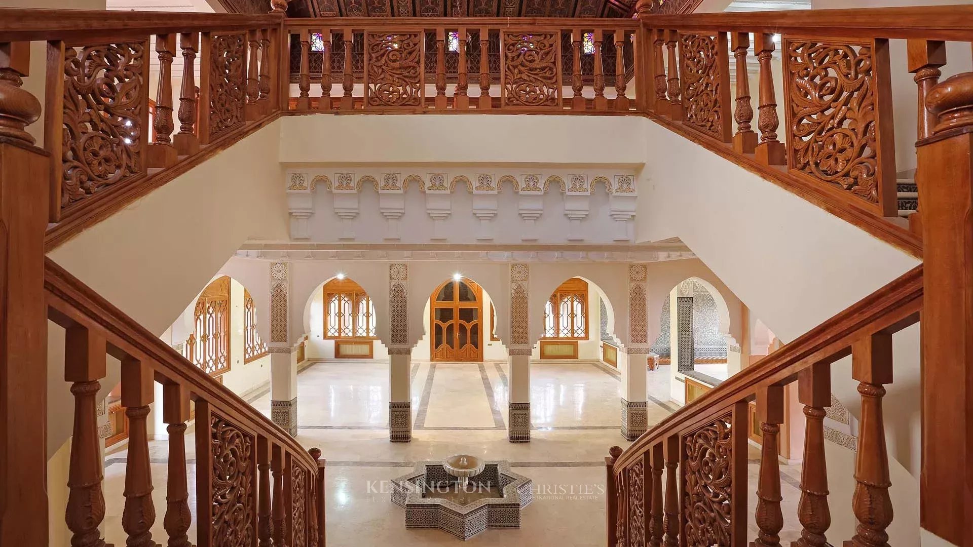 10 Bedroom Villa/Townhouse's Image 19