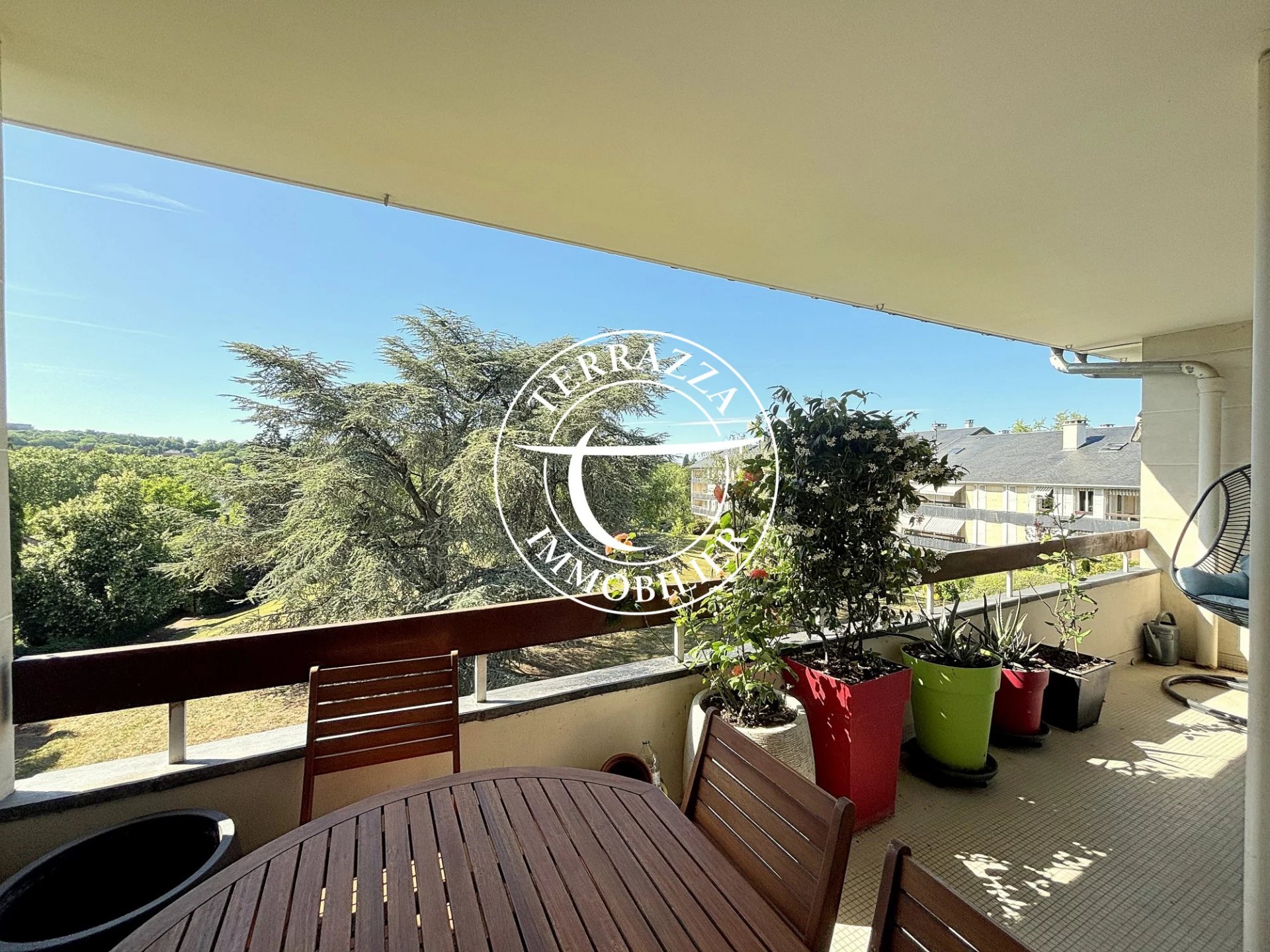 Appartement Duplex 8 pièces  Louveciennes (78430)