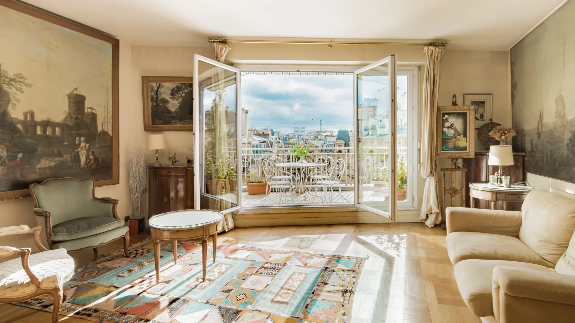 Paris 7e - PLACE DE BRETEUIL