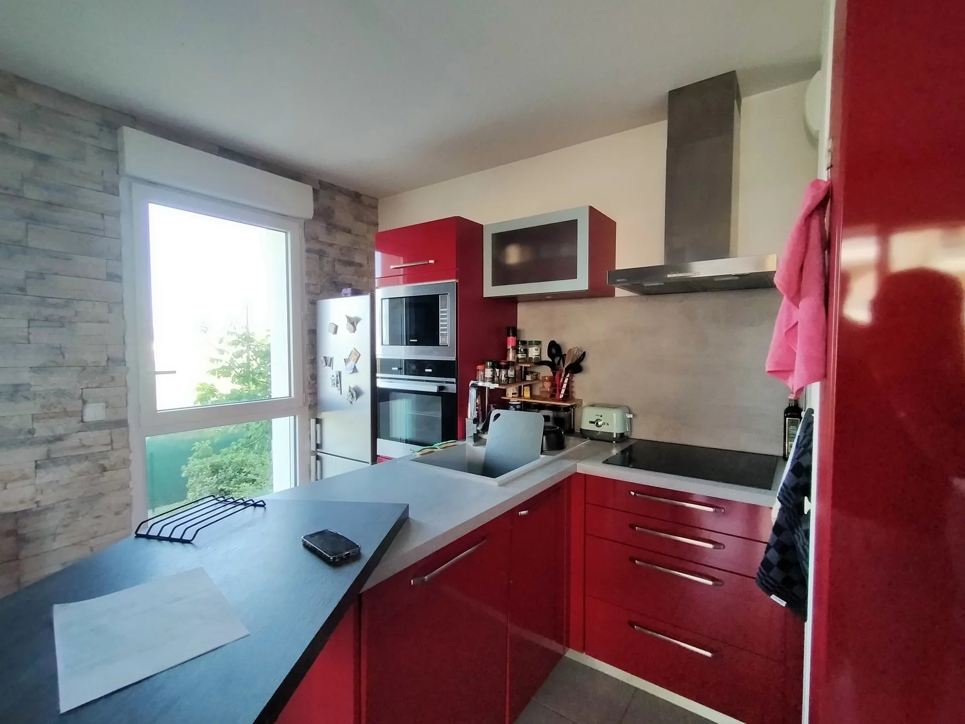 84811766 Location Meyzieu